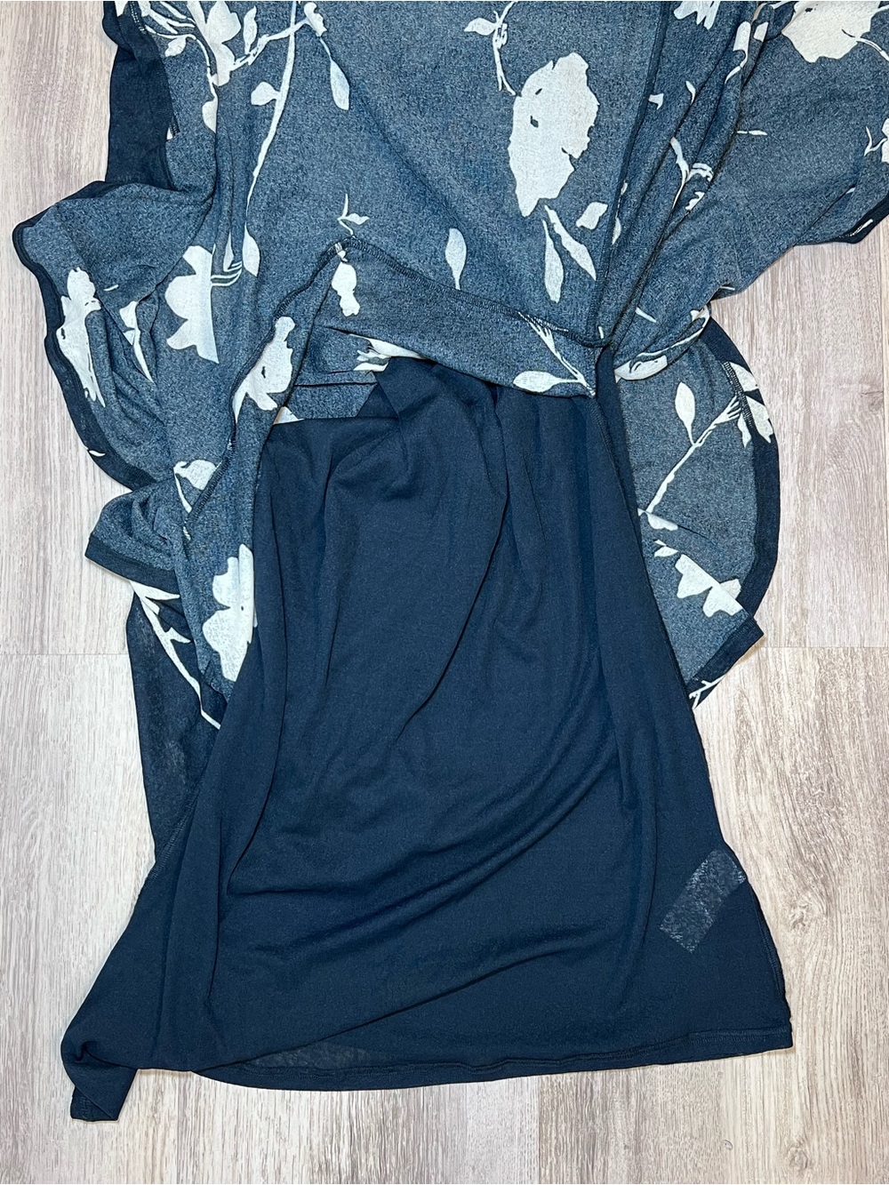 Rails Sleeveless Navy Floral Midi Dress with Cream Flowers Size Small - Picture 14 of 15